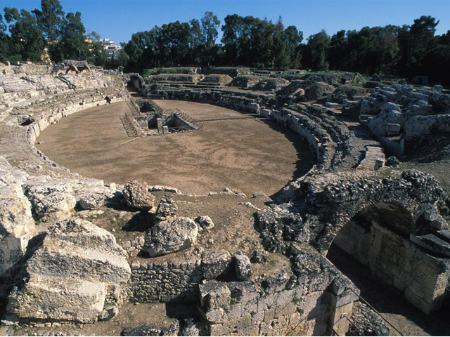 <p>
	Anfiteatro Romano</p>
